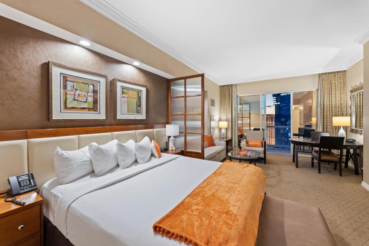 Lucky Gem Penthouse & Luxury Suites At Signature Resort, Balcony Strip View 1607 라스베이거스 외부 사진
