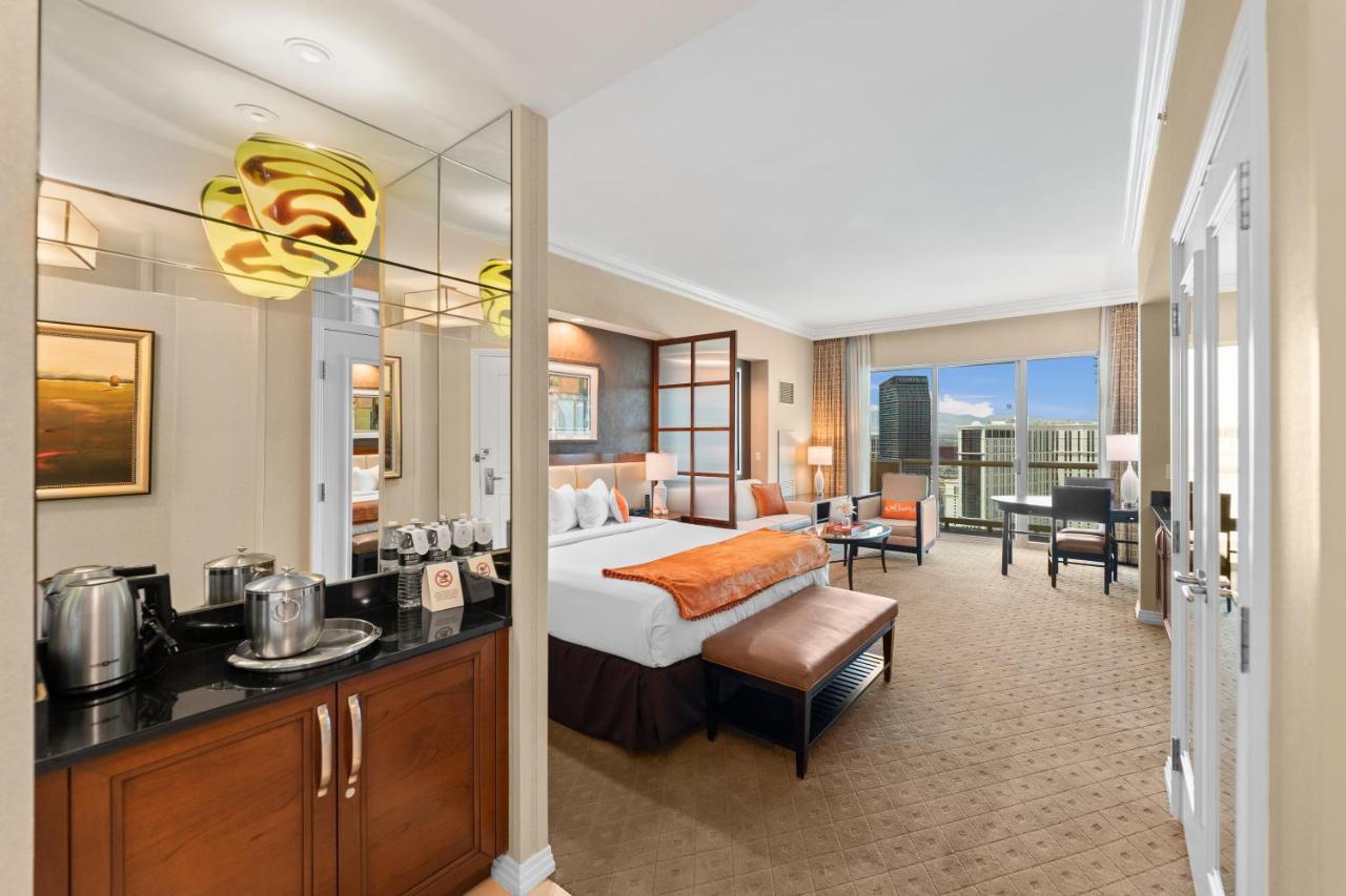 Lucky Gem Penthouse & Luxury Suites At Signature Resort, Balcony Strip View 1607 라스베이거스 외부 사진