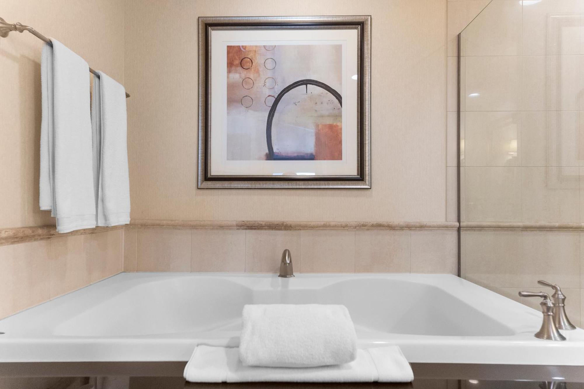 Lucky Gem Penthouse & Luxury Suites At Signature Resort, Balcony Strip View 1607 라스베이거스 외부 사진